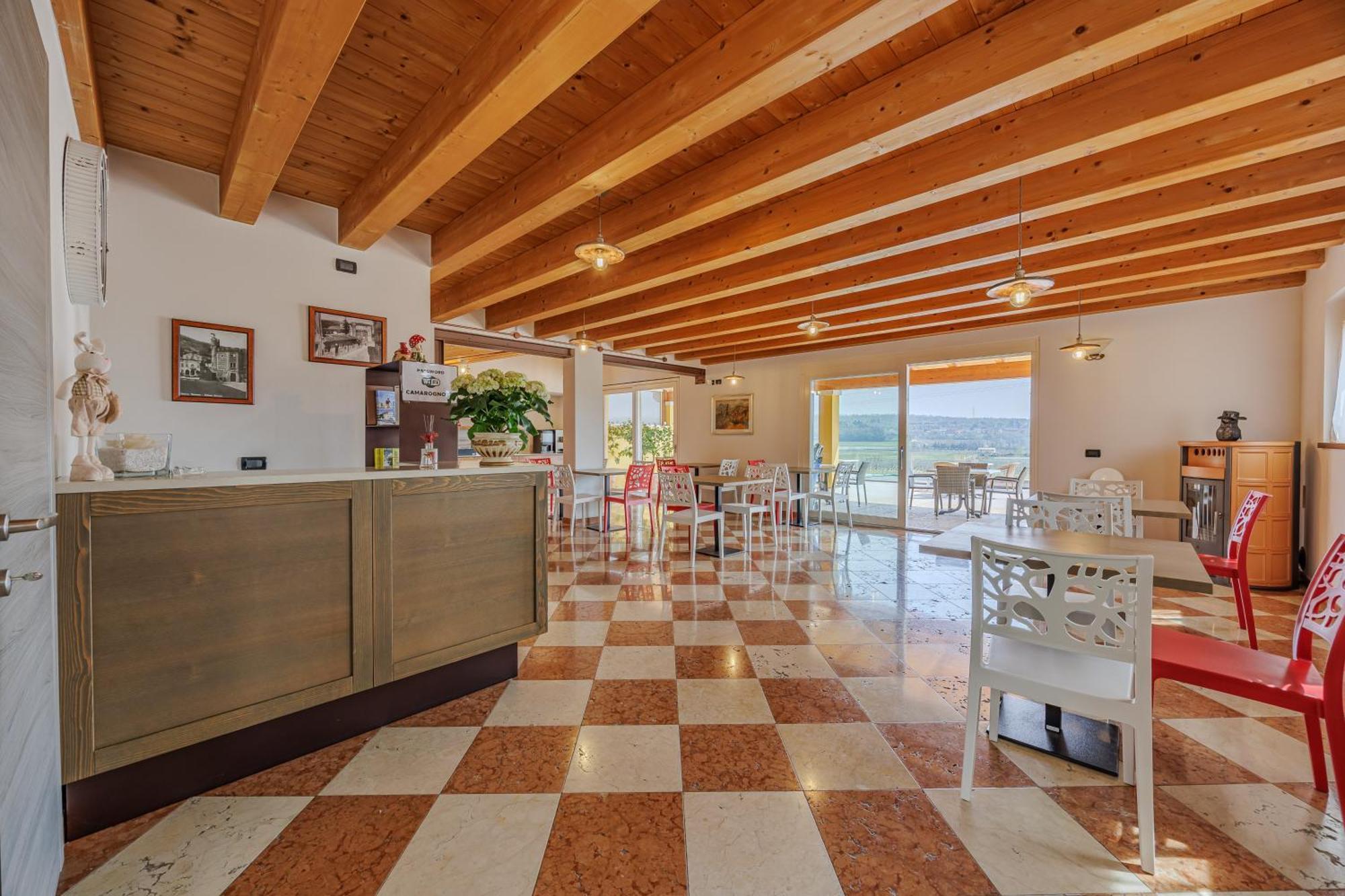 B&B Ca' Marognole Caprino Veronese Exteriör bild