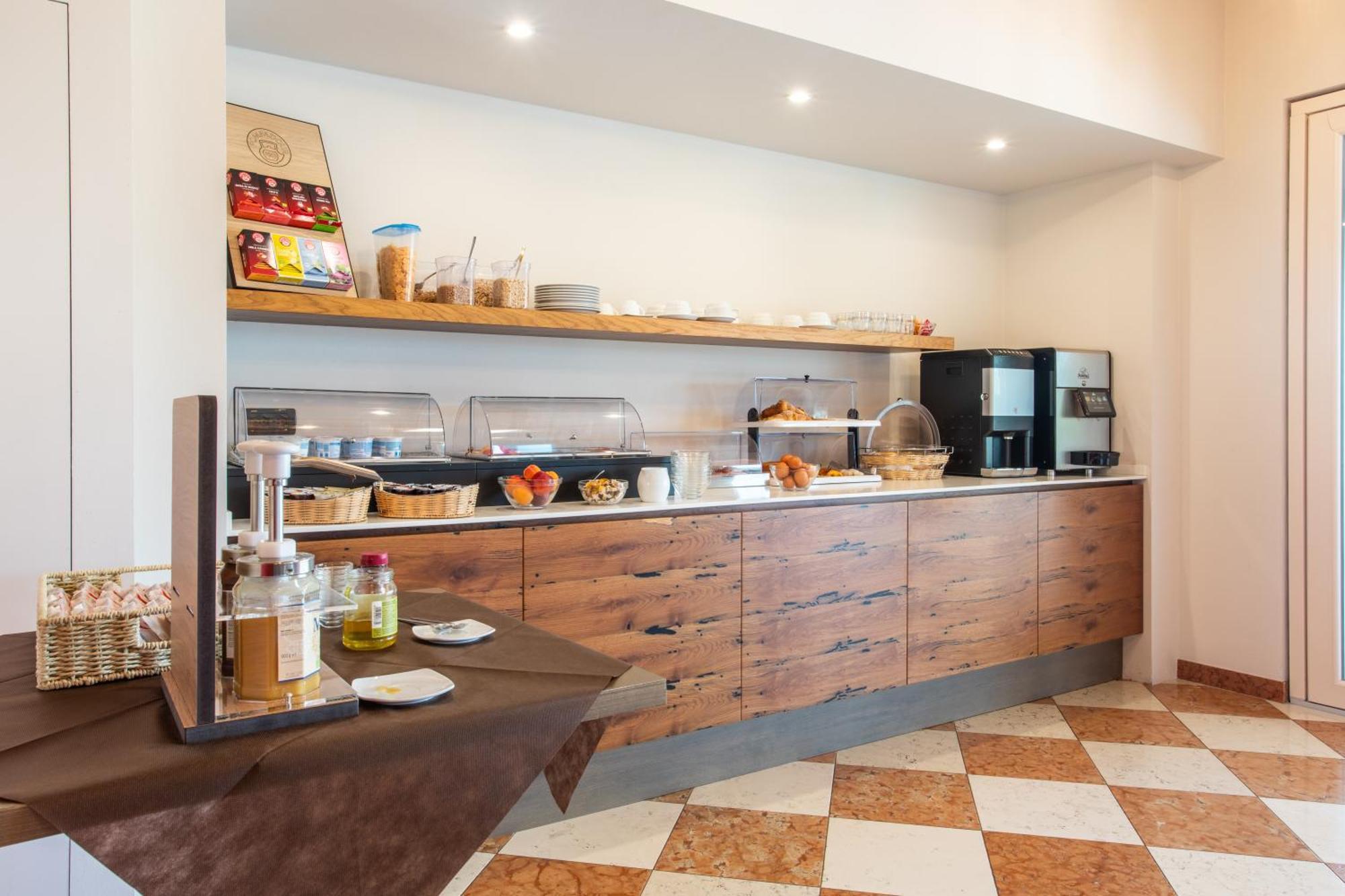 B&B Ca' Marognole Caprino Veronese Exteriör bild